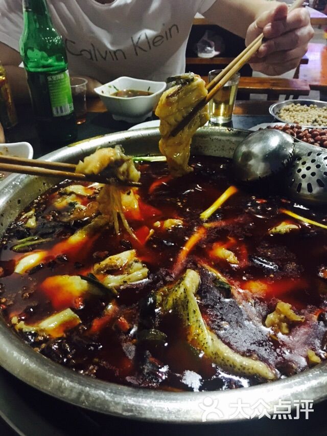 绍伦特色鱼庄图片 - 第2张