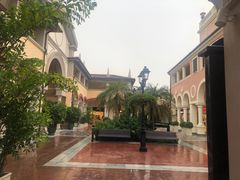 -佛罗伦萨小镇广佛名品奥特莱斯(疏港路店)