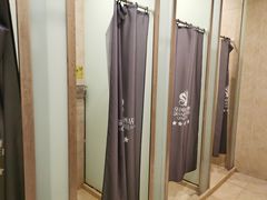 -秦皇国际大酒店健身中心