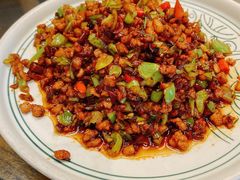 -云海肴·汽锅鸡·云南菜(天山百盛优客店)