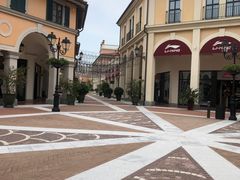 -佛罗伦萨小镇广佛名品奥特莱斯(疏港路店)