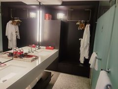 -上海外滩茂悦大酒店