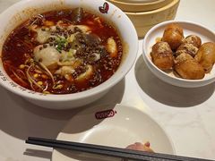 -渝是乎酸菜鱼·川渝小炒(新世界百货望京店)