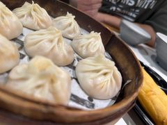 -馋三尺蟹粉小笼(人民广场店)