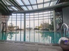 -上海滴水湖皇冠假日酒店