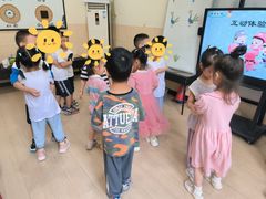 -童学馆·诗书礼乐少儿国学(光谷天地店)