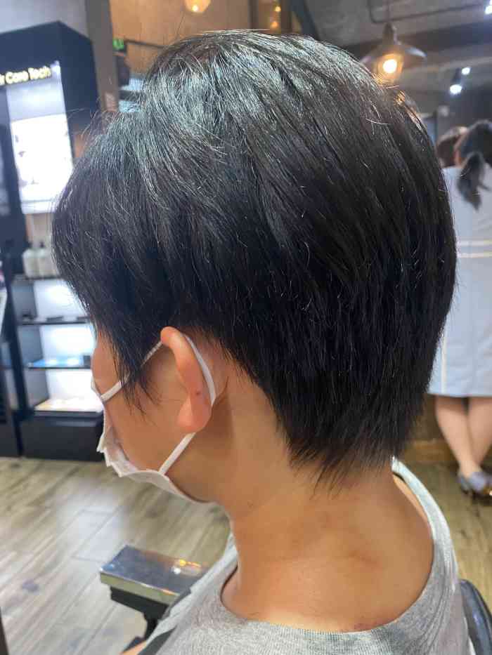 京世沙龙(威海店)-"【项目】剪发 染发过年前打理了一下头发.