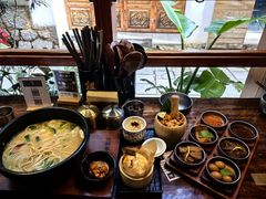-银米·云南传统过桥米线(双廊黑金冠店)