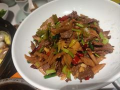 -江城小馆陕南妈妈菜·全球旅行餐厅(钟楼店)