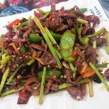 量大、料足、味鲜!打卡网红龙虾牛蛙锅店
