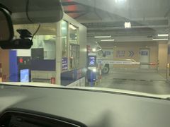 -大宁国际商业广场-地下停车库