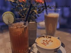 -穹六人间 people 6(岳阳路店)