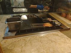 -大中华希尔顿酒店-念自助餐·嗨啤·小龙虾