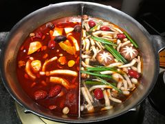-湊湊火锅·茶憩(新中关购物中心店)