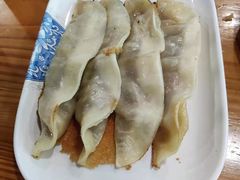 网红牛肉锅贴-张小文胡辣汤(龙柏新村店)