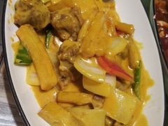 椰皇咖喱牛腩-火啫啫·粤式啫啫煲(南通首店)