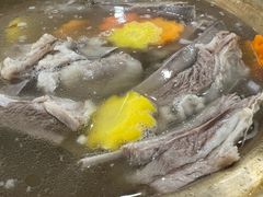 -汗腾格里·风味餐厅(新疆驻京办店)