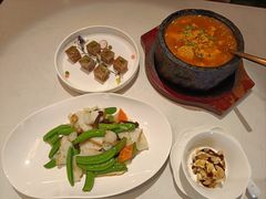 -荟廷·晶萃(陆家嘴尚悦湾店)