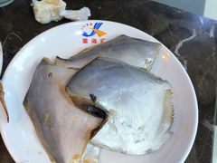 -星海汇海鲜自助烤肉火锅(百大店)