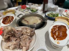 -三人行骨头王火锅(长寿店)