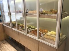 面包甜点陈列柜-奈雪的茶(南山大冲一期店)
