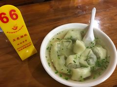 -潘国仙耳光馄饨(黄家阙路店)