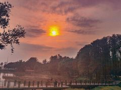 -麓湖高尔夫球俱乐部