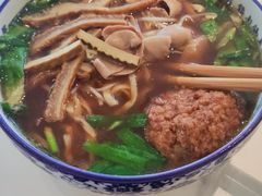 -镇南锅盖面馆(解放路店)