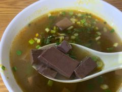 -黄阿姨锅贴大王(万航渡路店)