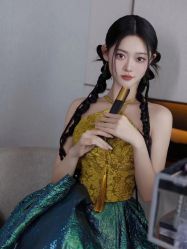 -纯色时光婚纱艺术馆WHITE