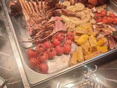 -广州万富希尔顿酒店·感趣自助餐厅·金秋蟹宴生蚝海鲜刺身