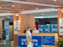 -越秀山游泳场
