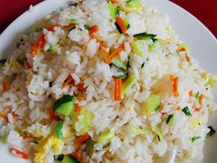 炒饭-北京龙庆四季香农家饭庄·灶台鱼·碳烤虹鳟鱼(龙庆峡店)