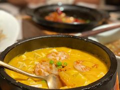 石锅虾球海胆豆腐-山里亲戚(淞虹路店)