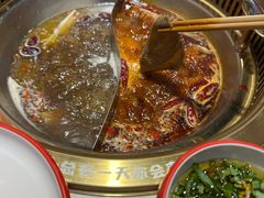 -欠火锅·水牛毛肚·团建聚餐·生日宴(何山路店)