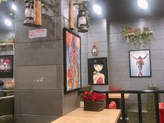 -愉肴麻辣香锅(中山路店)