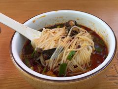 -子宸什夹婆乌鸡米线弹子石店(泽科·星泽汇店)