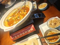 -魏铭鱼头捞饭(晋阳路店)