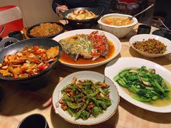 -钟掌勺忘不了地道湘菜(新天地假日广场店)