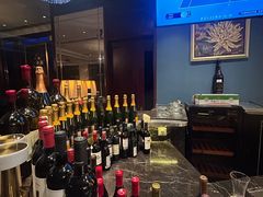 -龙虾酒吧扒房(宁波香格里拉店)
