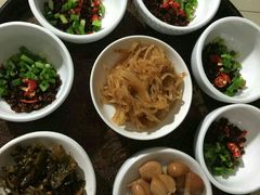 -抚仙湖石锅鱼菌园(明星鱼洞分店)