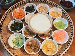 -包整·丝娃娃(一览甲秀楼风景店)