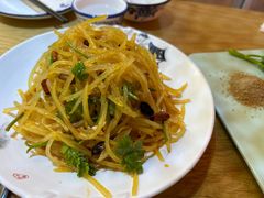 -小草房川菜馆(华茂街店)