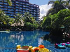 -三亚湾海居铂尔曼度假酒店