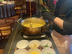 -香港财记(汇励99城市公园店)