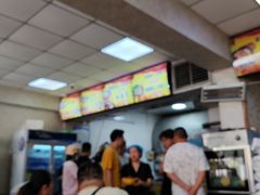 -不起眼麻辣烫凉皮店