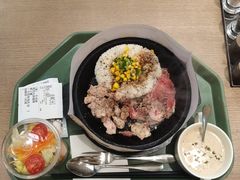-LuOne凯德晶萃广场(徐家汇路店)