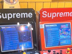 -伯爵·沉浸式超级密室·直营店