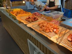 -四囍码头海鲜烧烤自助火锅(外滩南京东路悦荟广场店)