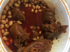 黄豆焖猪蹄-美味故事特色餐厅(汉阳郭茨口店)
